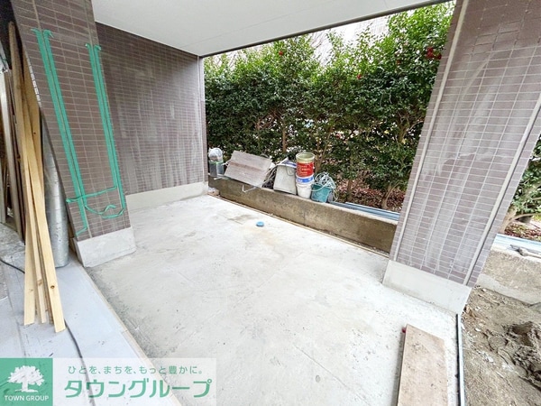エントランス(お問合せはタウンハウジングまで！※現地待合わせ相談可能)