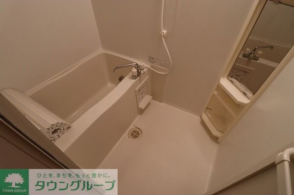 バス／シャワールーム等(※別号室参考写真です)