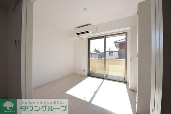 その他室内・内装(明るい陽が差し込みます)
