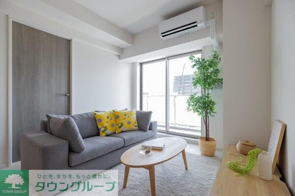 リビング・居室(Oタイプ2025年6月撮影 MR時の写真で調度品等は含まれ…)