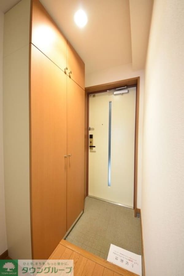 玄関(お部屋探しは【タウンハウジング千葉店】にお任せ下さい♪)