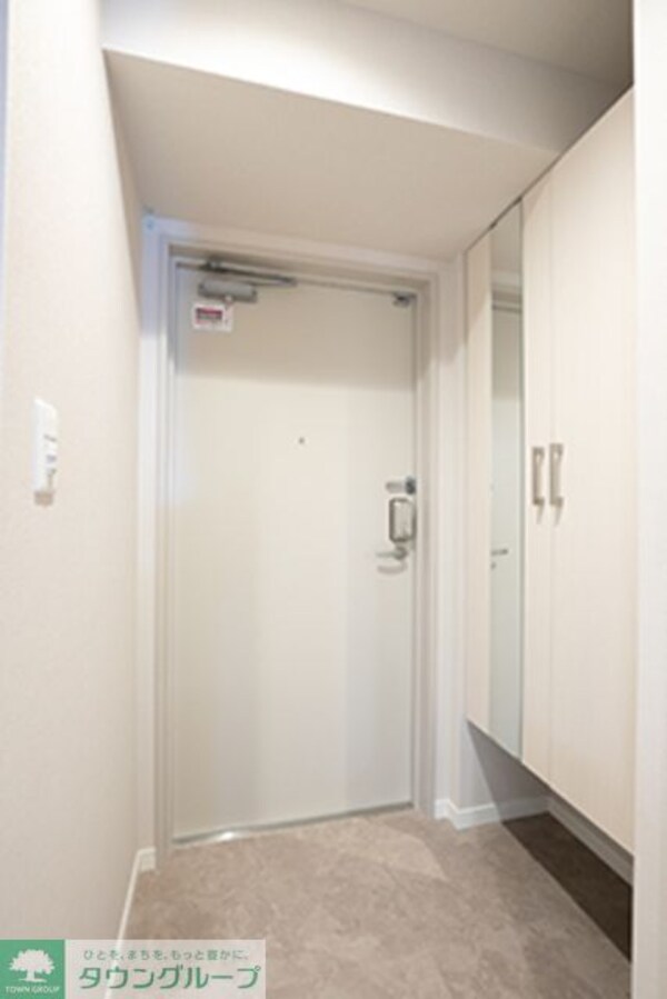 玄関(※写真は同タイプ住戸です。)
