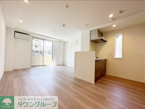 リビング・居室(現地待ち合わせ歓迎♪お問合せはタウンハウジング千葉店まで！)
