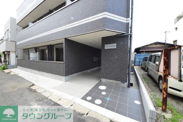 エントランス(エントランス)