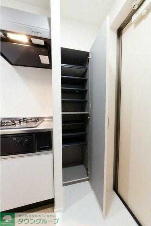 玄関(お問合せは【タウンハウジング】まで！※現地待合わせ相談可！)