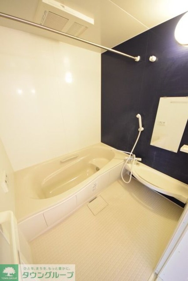 バス／シャワールーム等(通常よりも広いワイドバス)