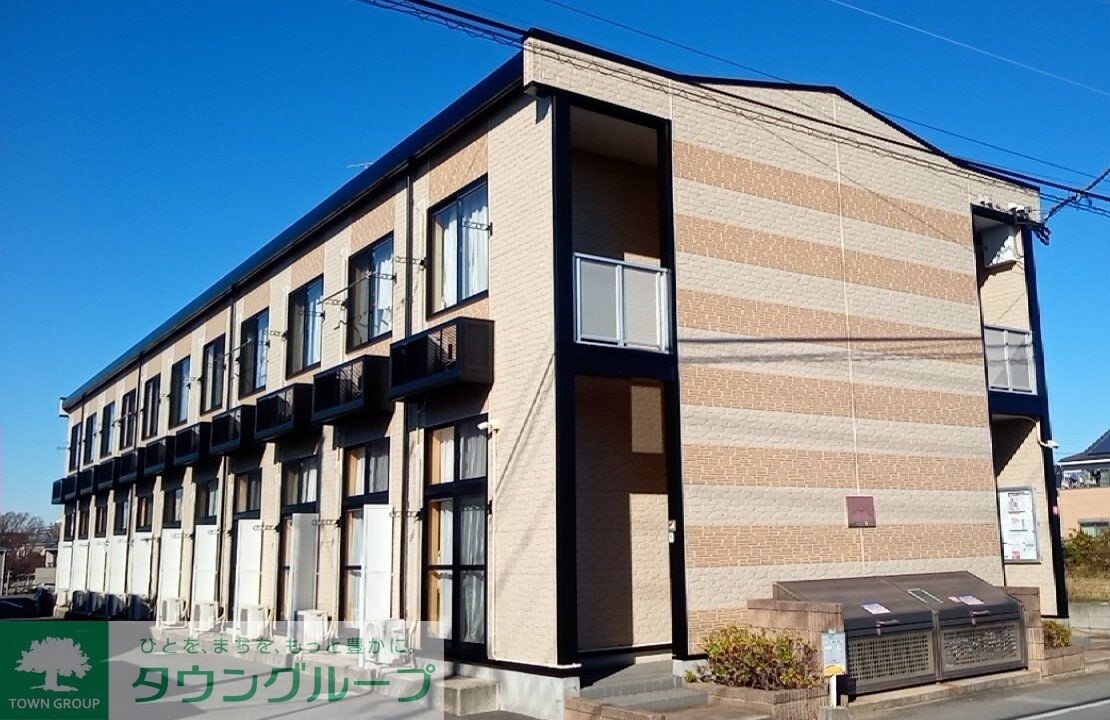 物件外観写真1　(2022年12月に外壁塗装致しました。)