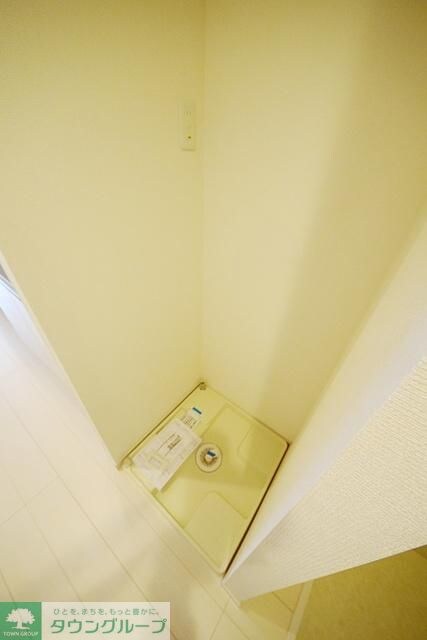 物件内観写真5　(室内洗濯機置場)