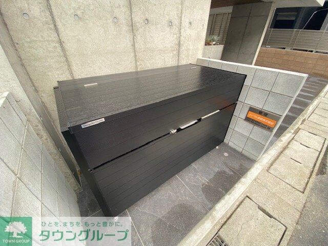 物件内観写真4　(バルコニー)