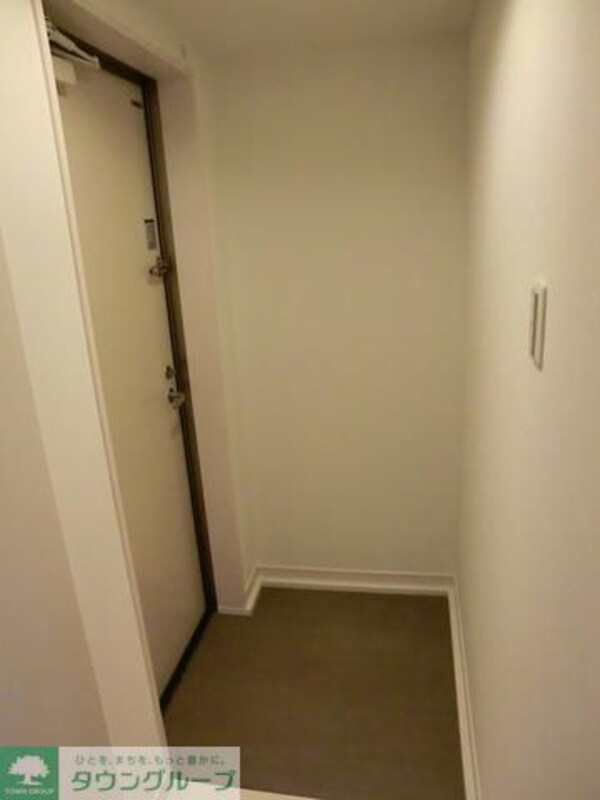 玄関(シューズボックス完備)