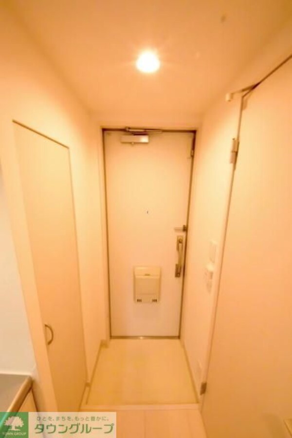 玄関(玄関収納あります)