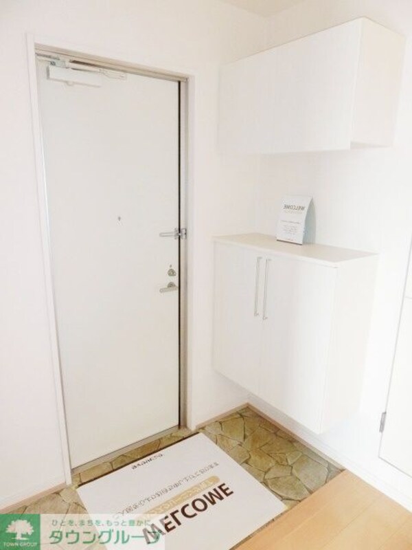 玄関(お問合せはタウンハウジングまで！※現地待合わせ相談可能)