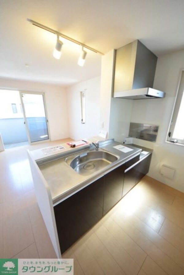 キッチン(お問合せはタウンハウジングまで！※現地待合わせ相談可能)