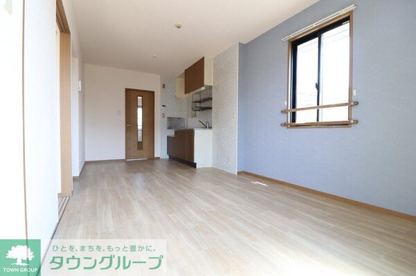 リビング・居室(現地待ち合わせ歓迎♪お問合せはタウンハウジングまで！)