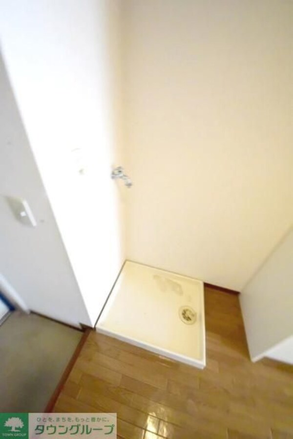 設備(室内洗濯機置き場)