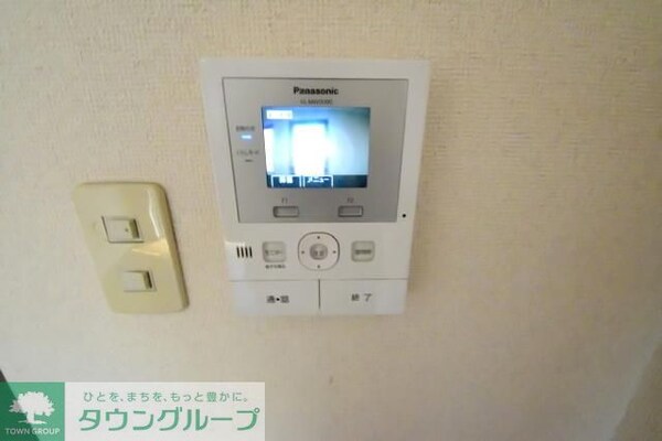 セキュリティ(モニター付きインターフォンです)
