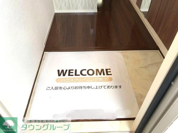 その他(玄関も広々しております)