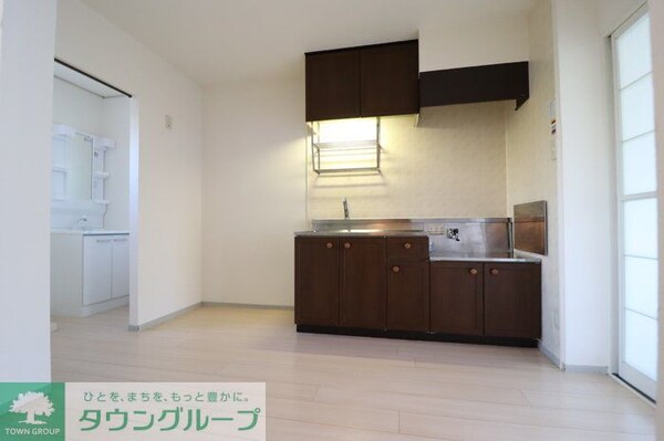 リビング・居室(現地待ち合わせ歓迎♪お問合せはタウンハウジングまで！)