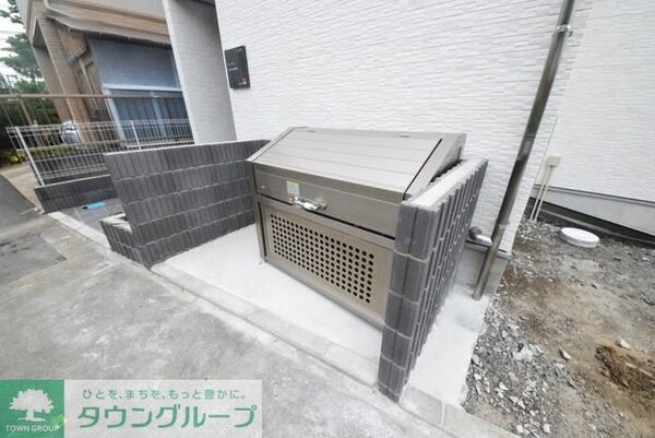 共有部分(敷地内ゴミ置き場)