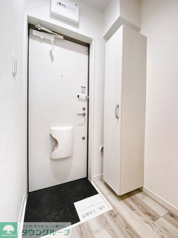 玄関(お部屋探しは【タウンハウジング蘇我店】にお任せ下さい♪)