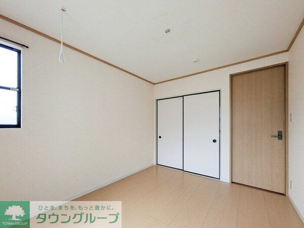 寝室(お問合せはタウンハウジングまで！※現地待合わせ相談可能)