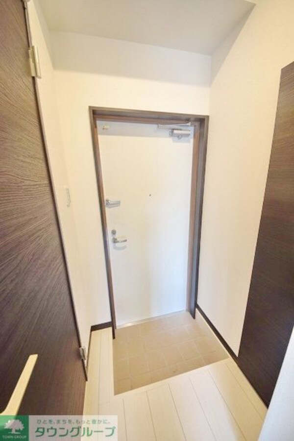 玄関(お問合せはタウンハウジングまで！※現地待合わせ相談可能)
