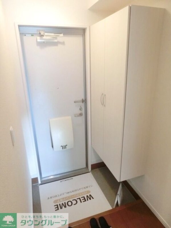 玄関(お部屋探しは【タウンハウジング蘇我店】にお任せ下さい♪)