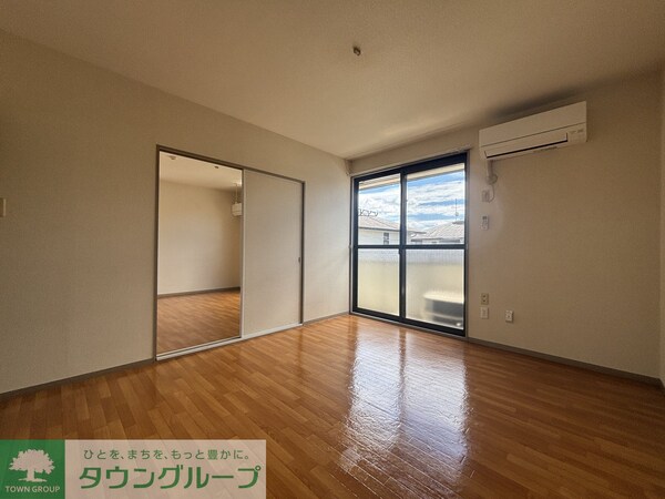 寝室(現地待ち合わせ歓迎♪お問合せはタウンハウジングまで！)