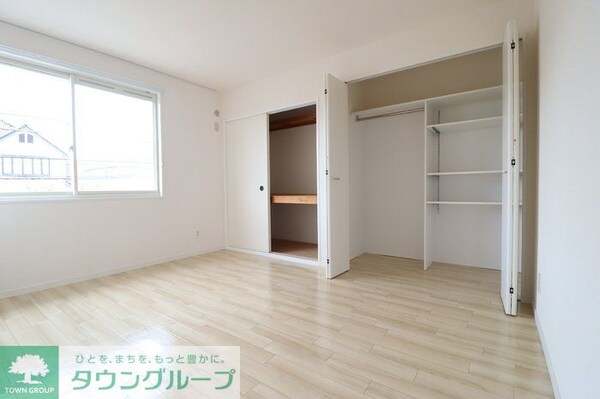 寝室(お問合せはタウンハウジングまで！※現地待合わせ相談可能)