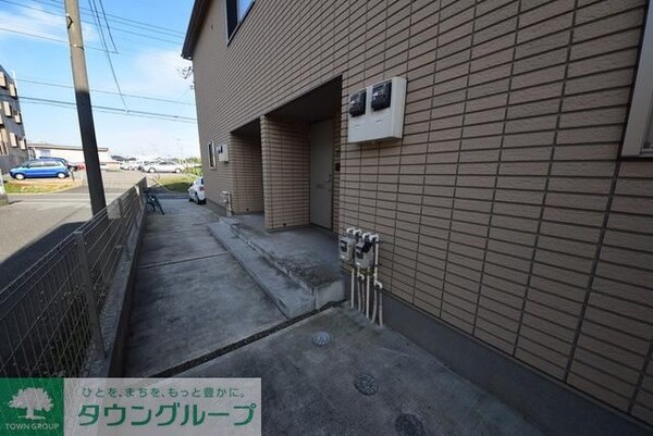 エントランス(お部屋探しは【タウンハウジング千葉店】にお任せ下さい♪)