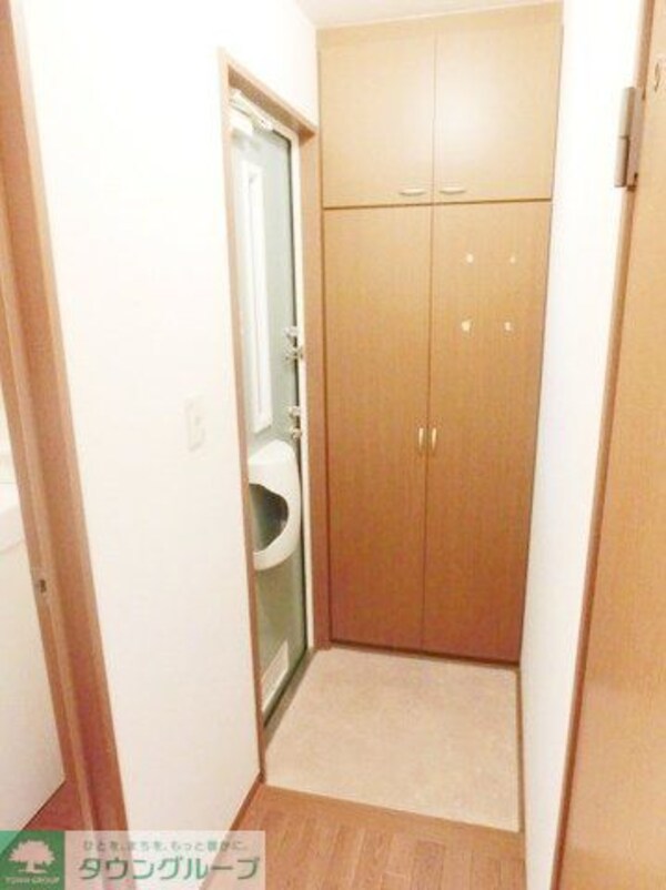 玄関(お問合せはタウンハウジングまで！※現地待合わせ相談可能)