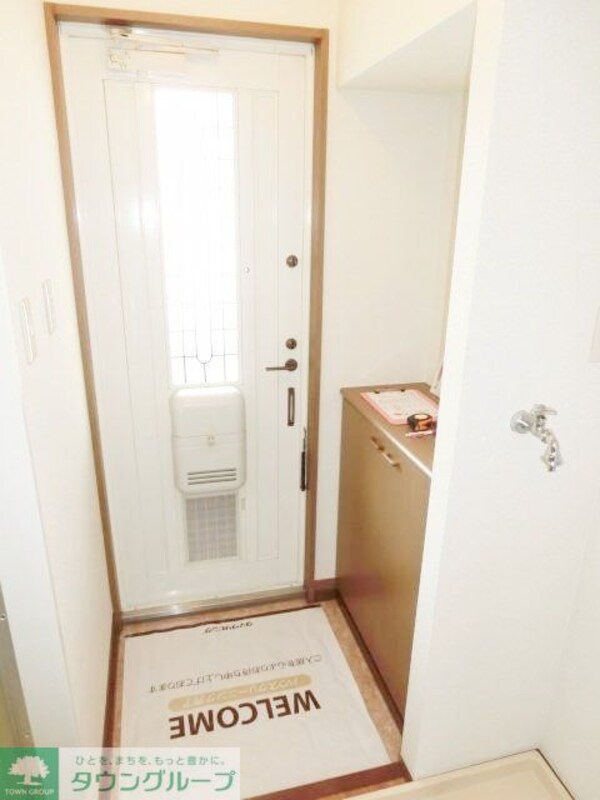 玄関(お問合せは【タウンハウジング】まで！※現地待合わせ相談可！)