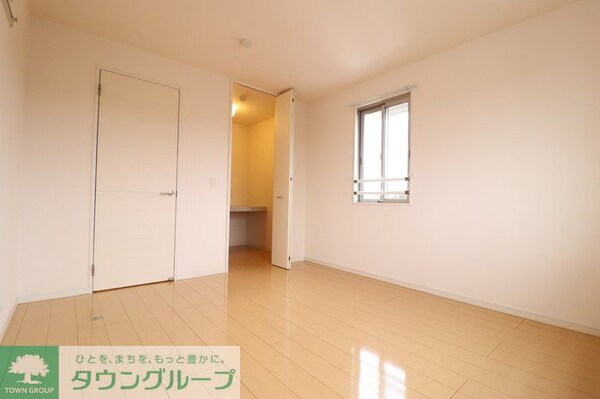 寝室(現地待ち合わせ歓迎♪お問合せはタウンハウジングまで！)