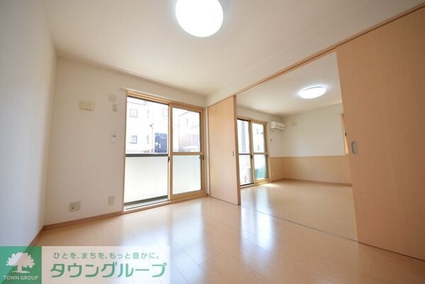 寝室(お問合せはタウンハウジングまで！※現地待合わせ相談可能)