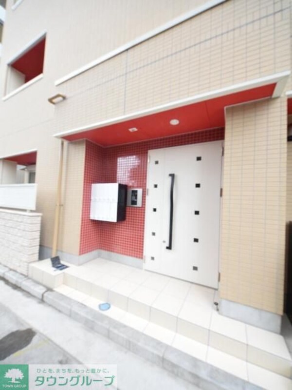 エントランス(お部屋探しは【タウンハウジング千葉店】にお任せ下さい♪)