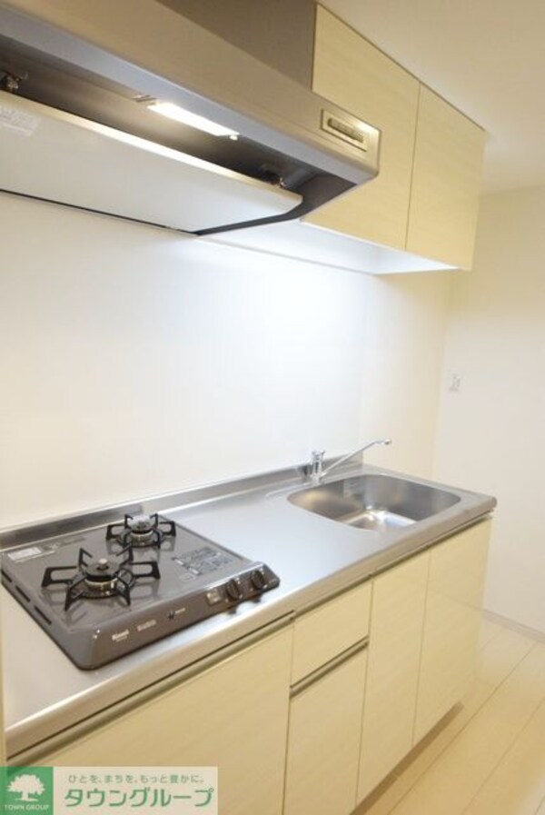キッチン(システムキッチンで2口コンロです)