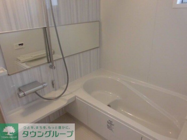 バス／シャワールーム等(敷地内ごみ置き場)