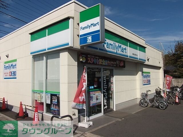 ファミリーマート船橋法典駅前店