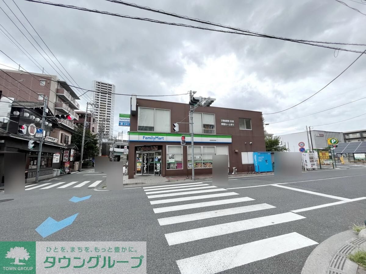 ファミリーマート武蔵浦和駅東店
