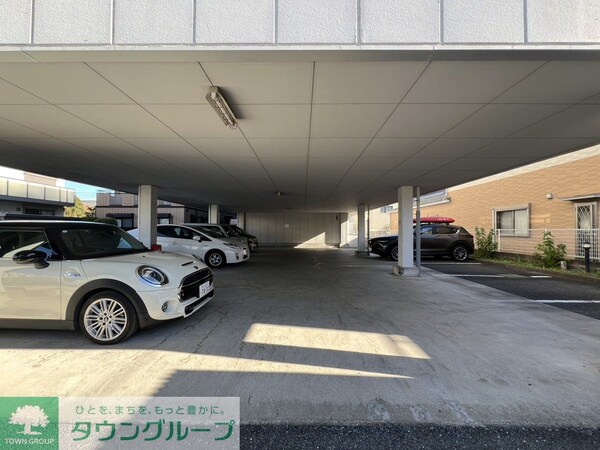 駐車場(駐車場)