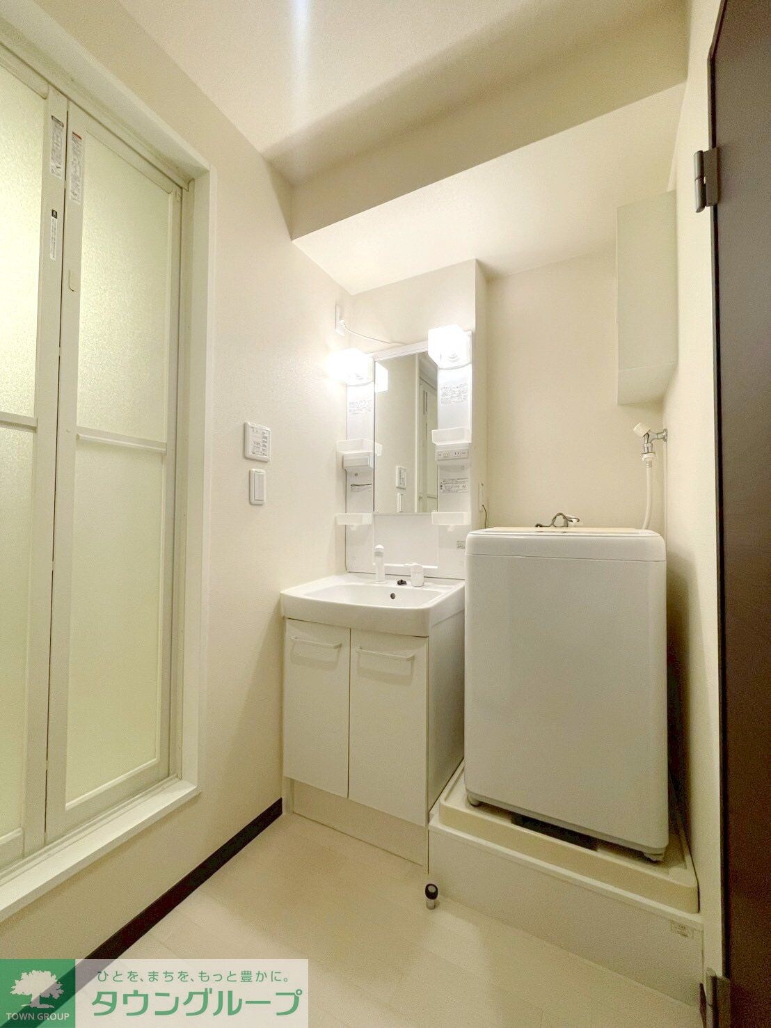 物件内観写真7　(洗面)