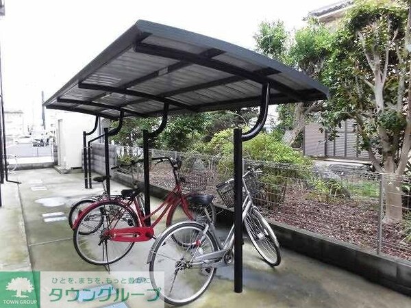 その他(屋根付き駐輪場)