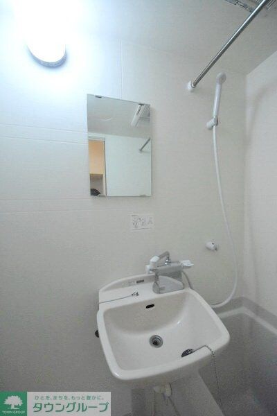 物件内観写真8　(洗面)