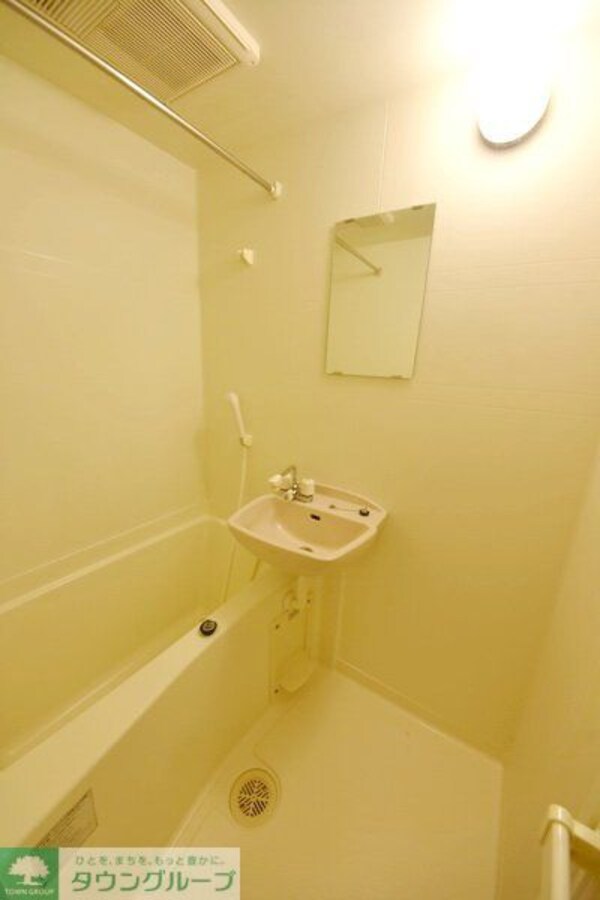 洗面(バス／シャワールーム等)