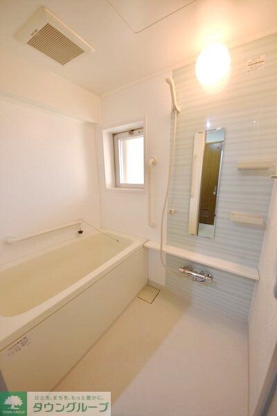 物件内観写真2　(洗面)