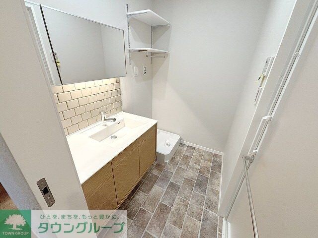 物件内観写真7　(洗面)