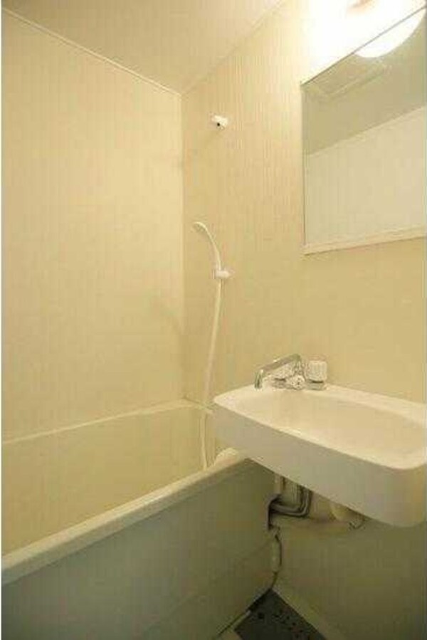 バス／シャワールーム等