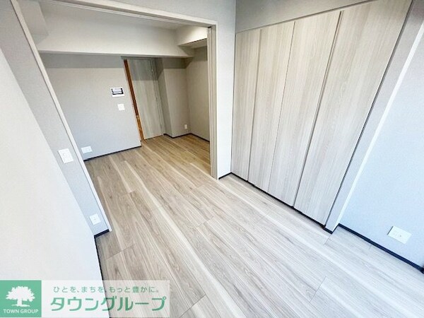 寝室(収納)