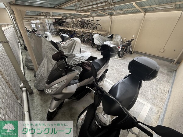 駐車場(駐車場)