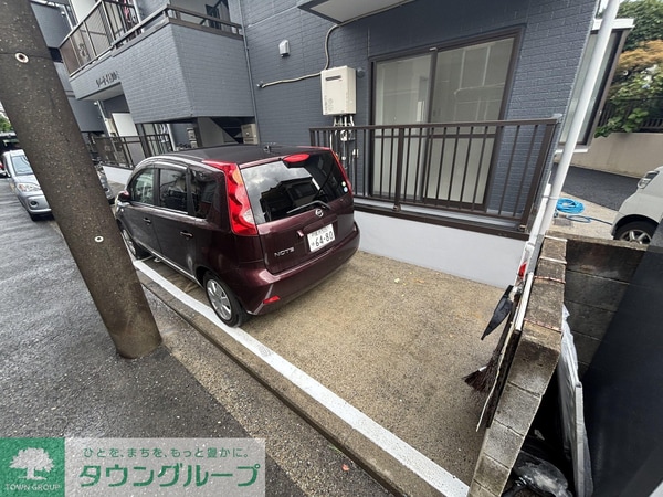 駐車場(駐車場)